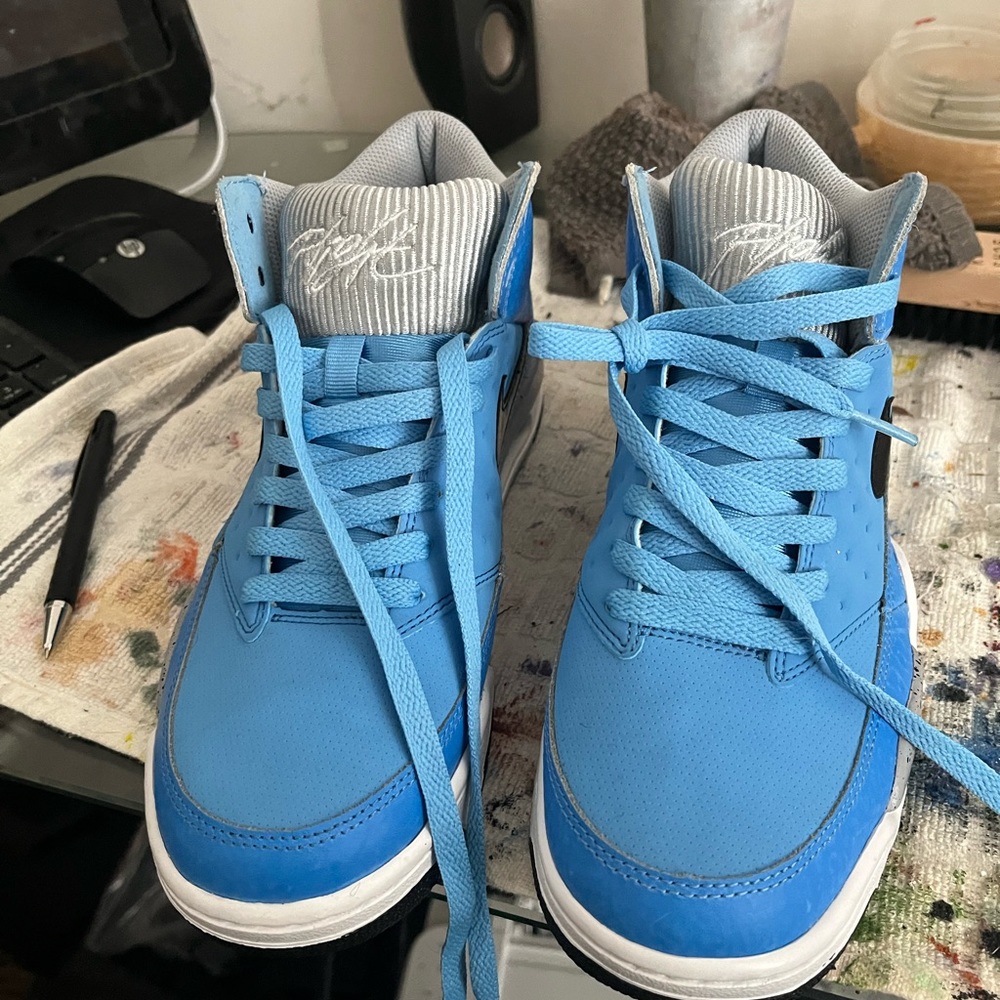 Nike flight classic